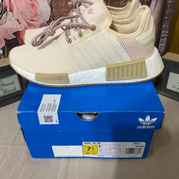 RARE!!! Adidas 7.5 NMD R1  Hybrid Hiker Magic Mauve GW9426 - Picture 3 of 14